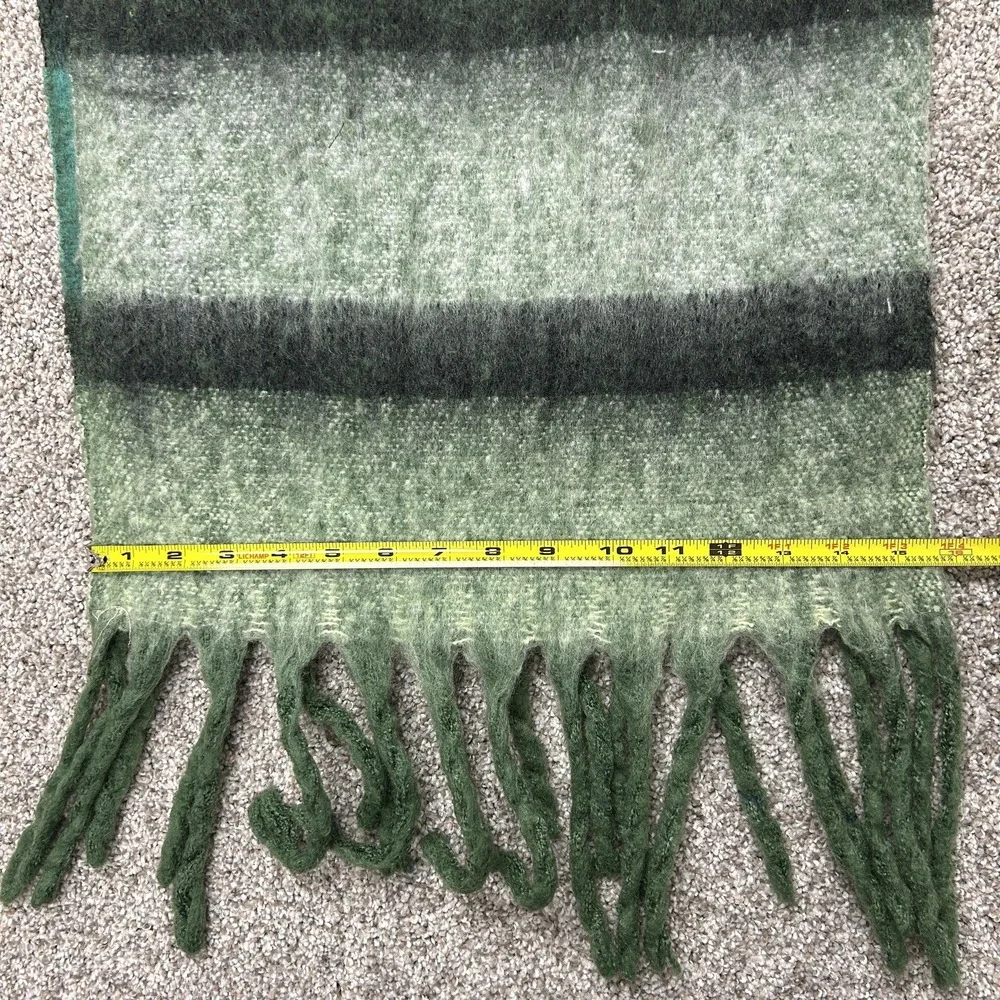 Rectangle Scarf Shawl Wrap Womens One Size Green Striped Knit Fringe Winter
